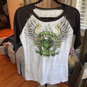 Affliction Sinful Love & Pride Graphic Baseball Style Tee Shirt Size Large Women
